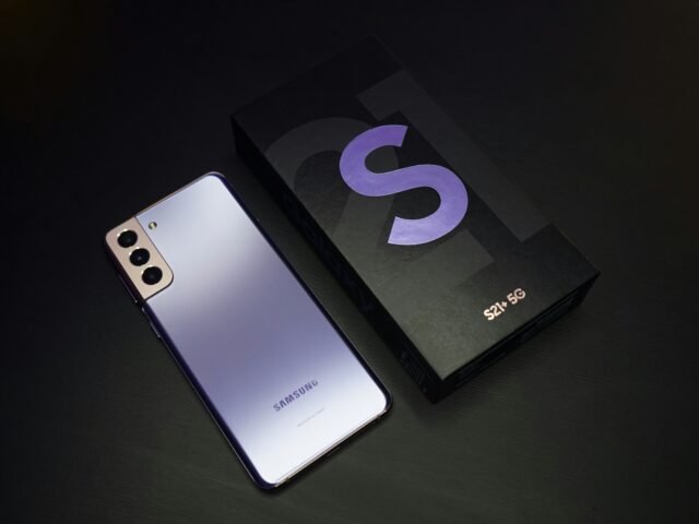 Samsung presenta el Galaxy S25 Edge, el smartphone más delgado del mercado